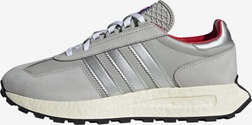 ADIDAS ORIGINALS - Sapatilhas baixas 'Retropy E5' em cinzento: frente