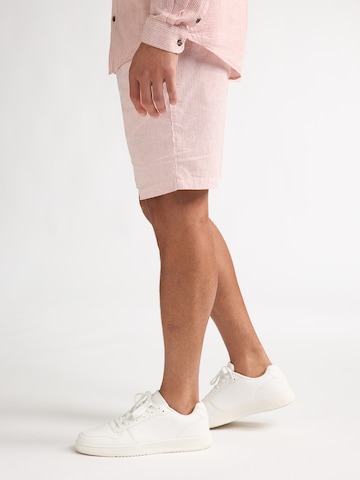 Petrol Industries Обычный Брюки-чинос в Ярко-розовый