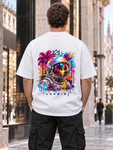 LUNØIR Studio Póló 'Tropical Riot – Palm Voyager' - fehér