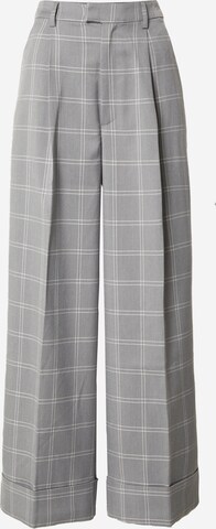 Gina Tricot Wide leg Pleat-front trousers 'Adalina' in Grey: front