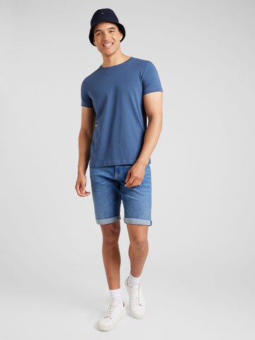 TOMMY HILFIGER Slim Fit T-Shirt in Blau