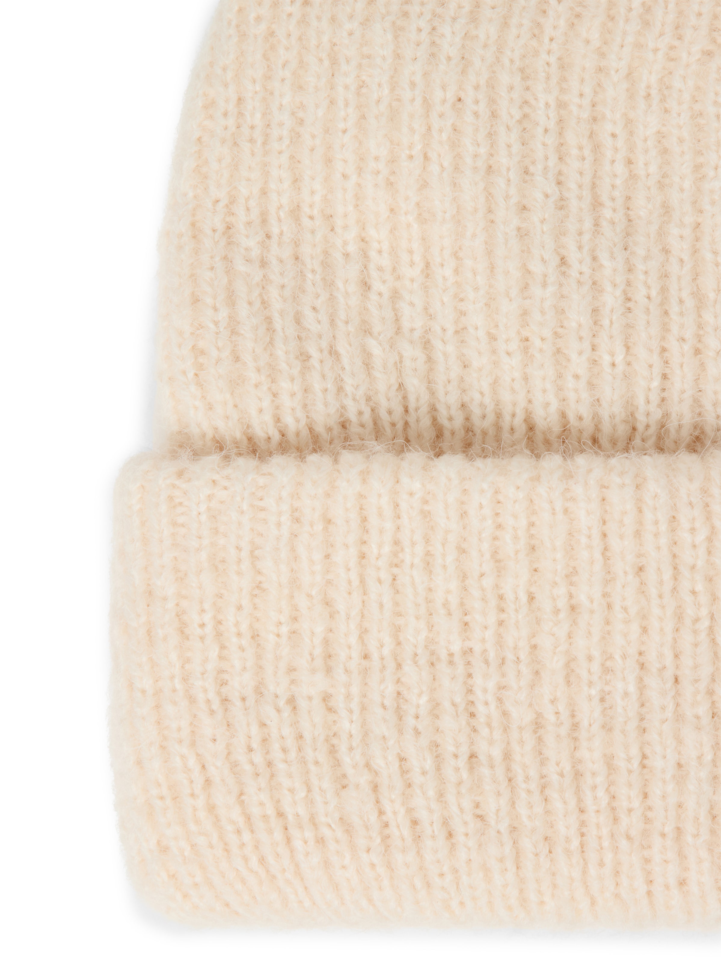 Marie Lund Beanie in Beige