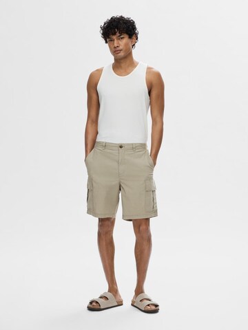 SELECTED HOMME Regular Shorts 'EVAN' in Grau