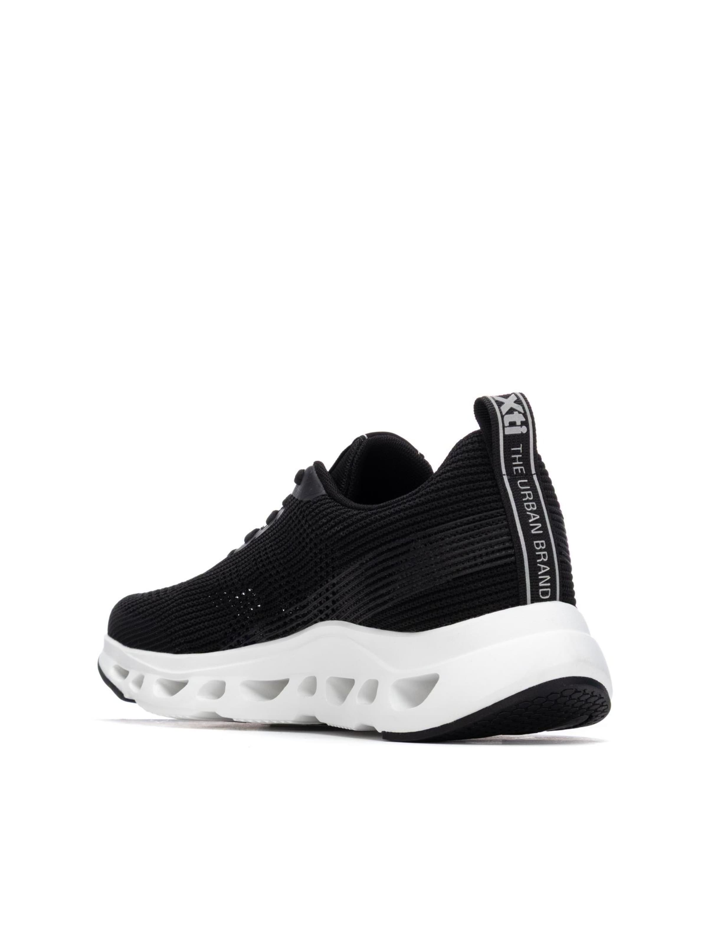 Xti Athletic Shoes in Black