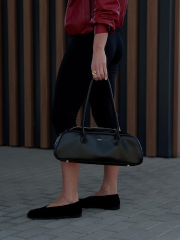 Estro Ballerina '25-158-1' in Black: front