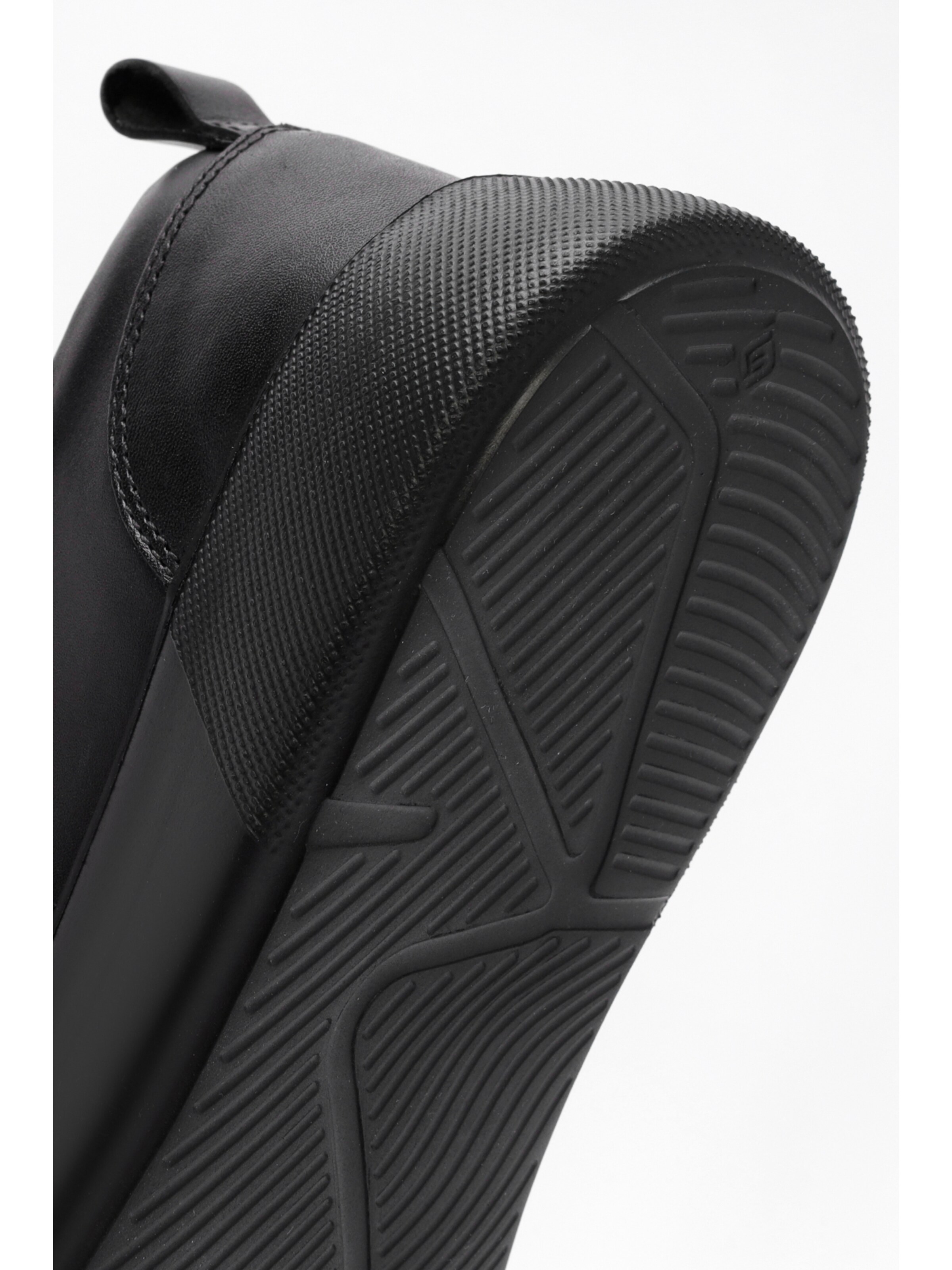 Baskets basses Derimod en noir