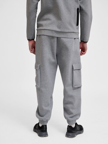 Hummel Tapered Cargo trousers in Grey