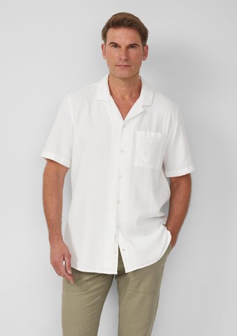 s.Oliver Men Tall Sizes Regular fit Button Up Shirt in White: front