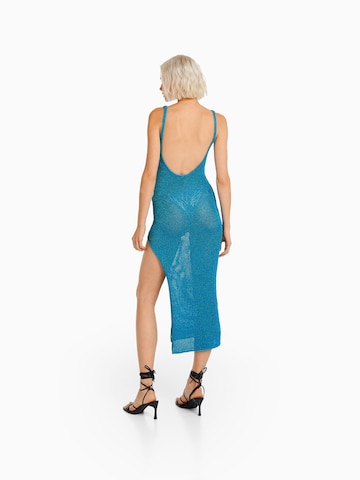 Bershka Kleid in Blau