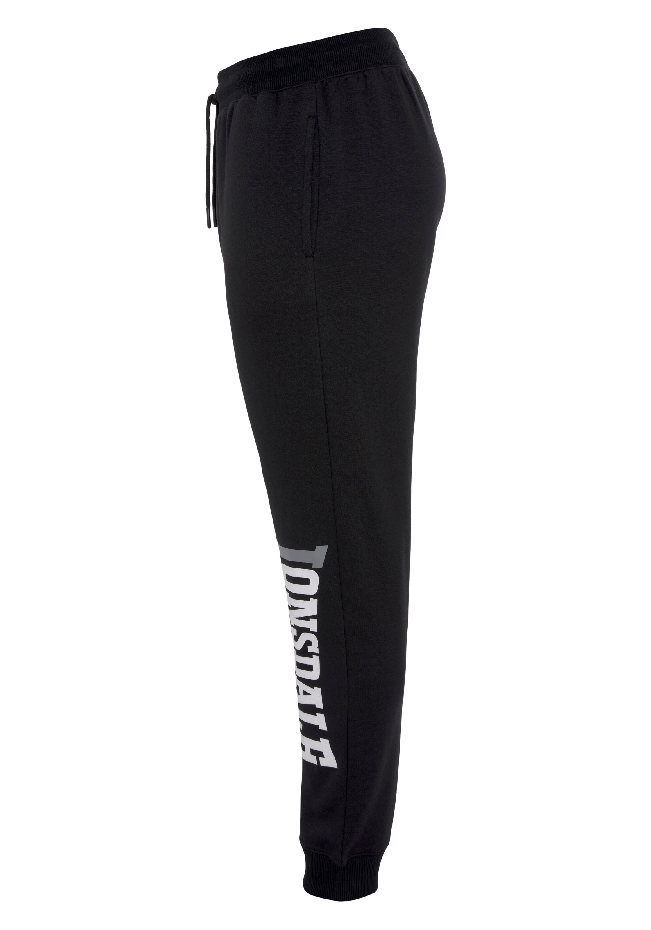 LONSDALE Tapered Hose 'Wooperton' in Schwarz