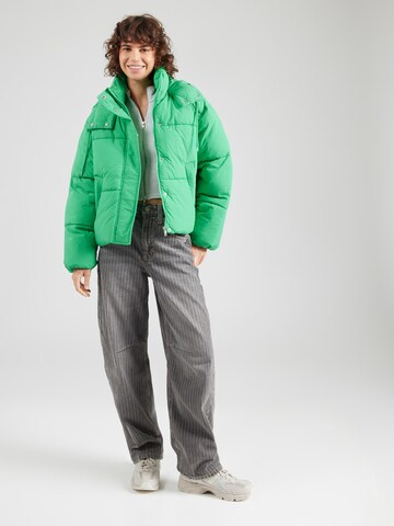 ONLY - Chaqueta de invierno 'ONLHOPE' en verde