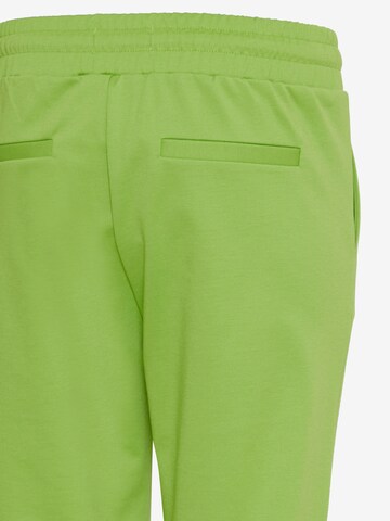 Coupe slim Pantalon à pince 'KATE' ICHI en vert
