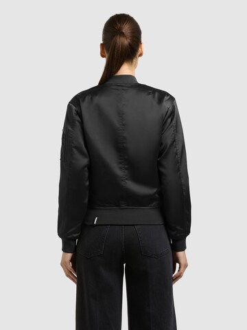 Veste mi-saison 'Beth' khujo en noir