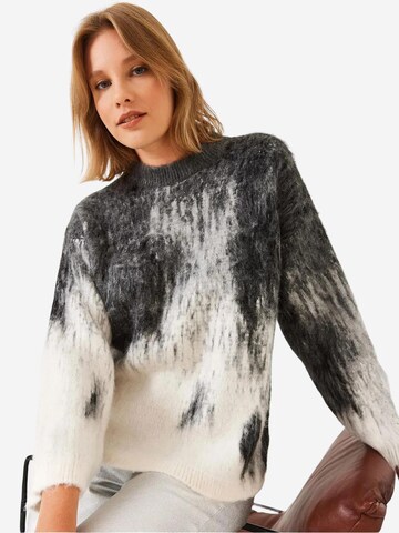 Bianco Lucci Sweater in Grey