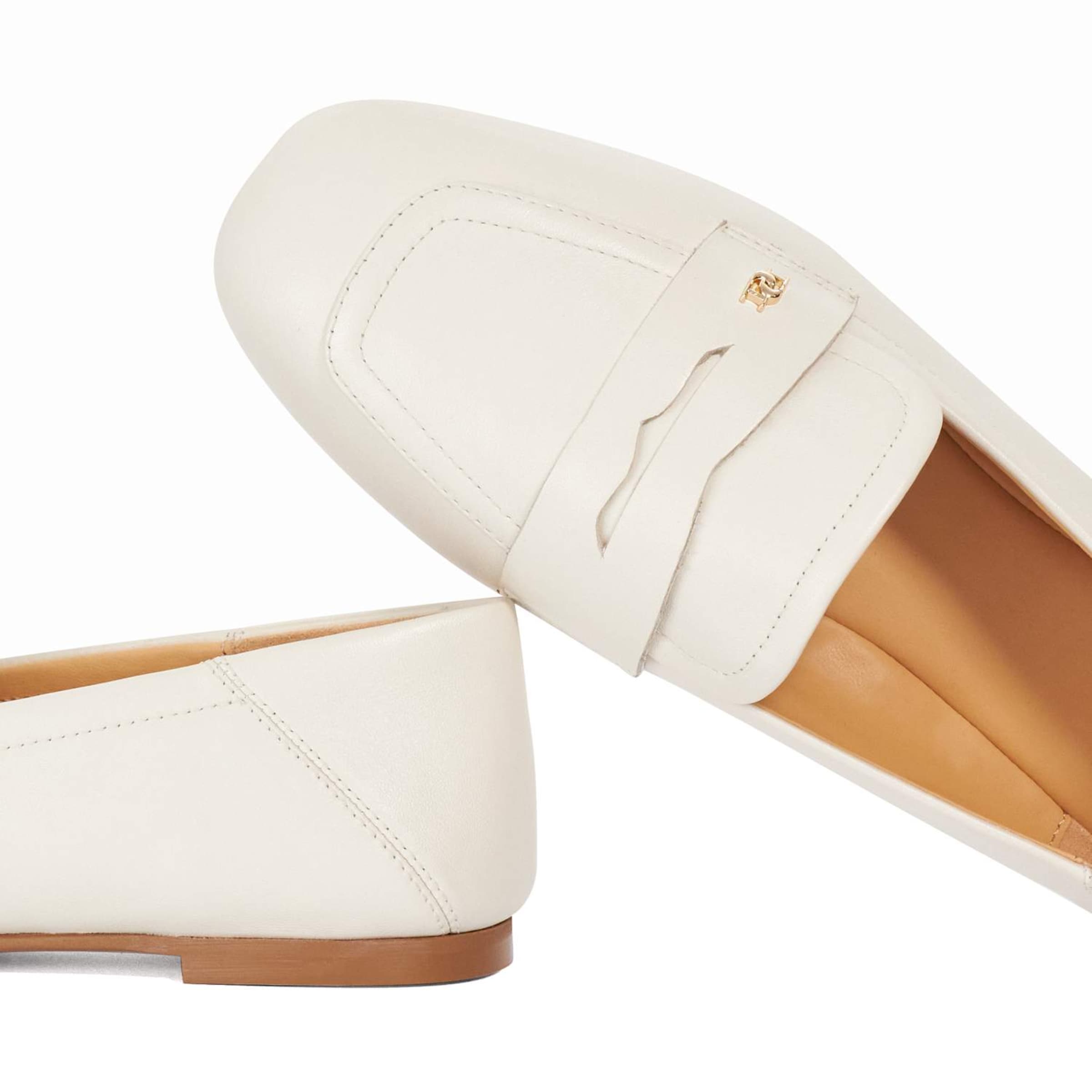 Chaussure basse 'Glances' Dune LONDON en blanc
