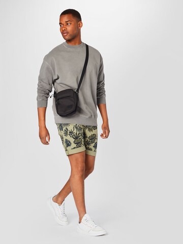 Sweat-shirt 'Dario Summer' Dr. Denim en gris