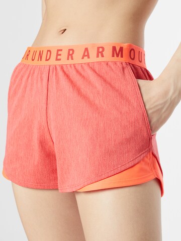 UNDER ARMOUR - regular Pantalón deportivo 'Play Up' en rojo