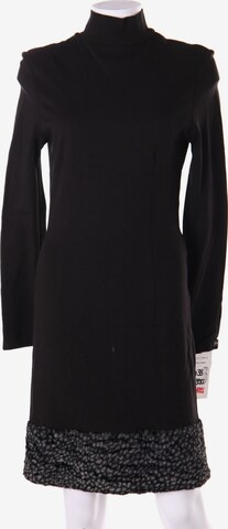 Nicowa Dress in M in Black: front