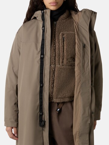 Palton de iarnă de la THE NORTH FACE pe maro