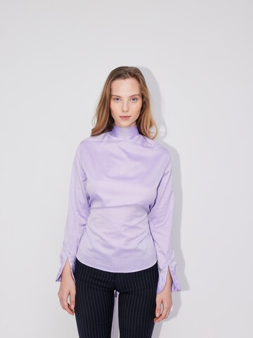 Camicia da donna 'Upcycling' di ABOUT YOU REBIRTH STUDIOS in lilla: frontale