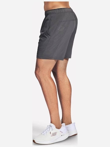regular Pantaloni sportivi 'Skechers Premier 7 Inch Short' di SKECHERS in grigio