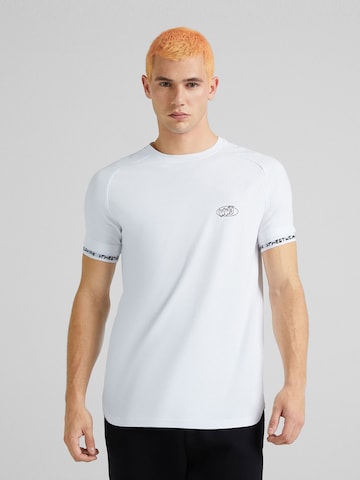 T-Shirt Bershka en blanc : devant