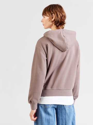 Sweat-shirt Calvin Klein Jeans en violet
