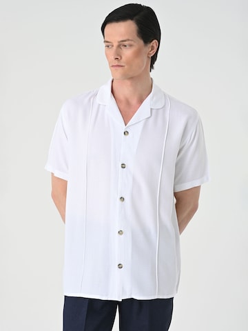 Regular fit Camicia di Antioch in bianco