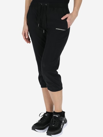 Pantalon de sport SWEDEMOUNT en noir : devant