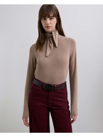 Scalpers Blouse in Brown