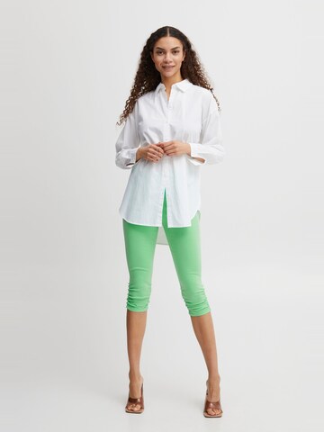 b.young - Skinny Calças 'KEIRA' em verde