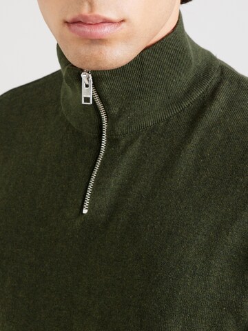 Pulover 'JJEEmil' de la JACK & JONES pe verde