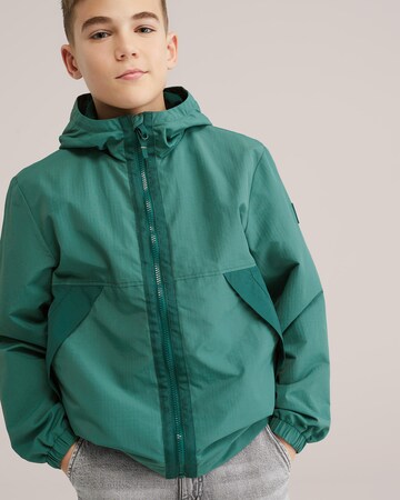 WE Fashion Between-season jacket in Green