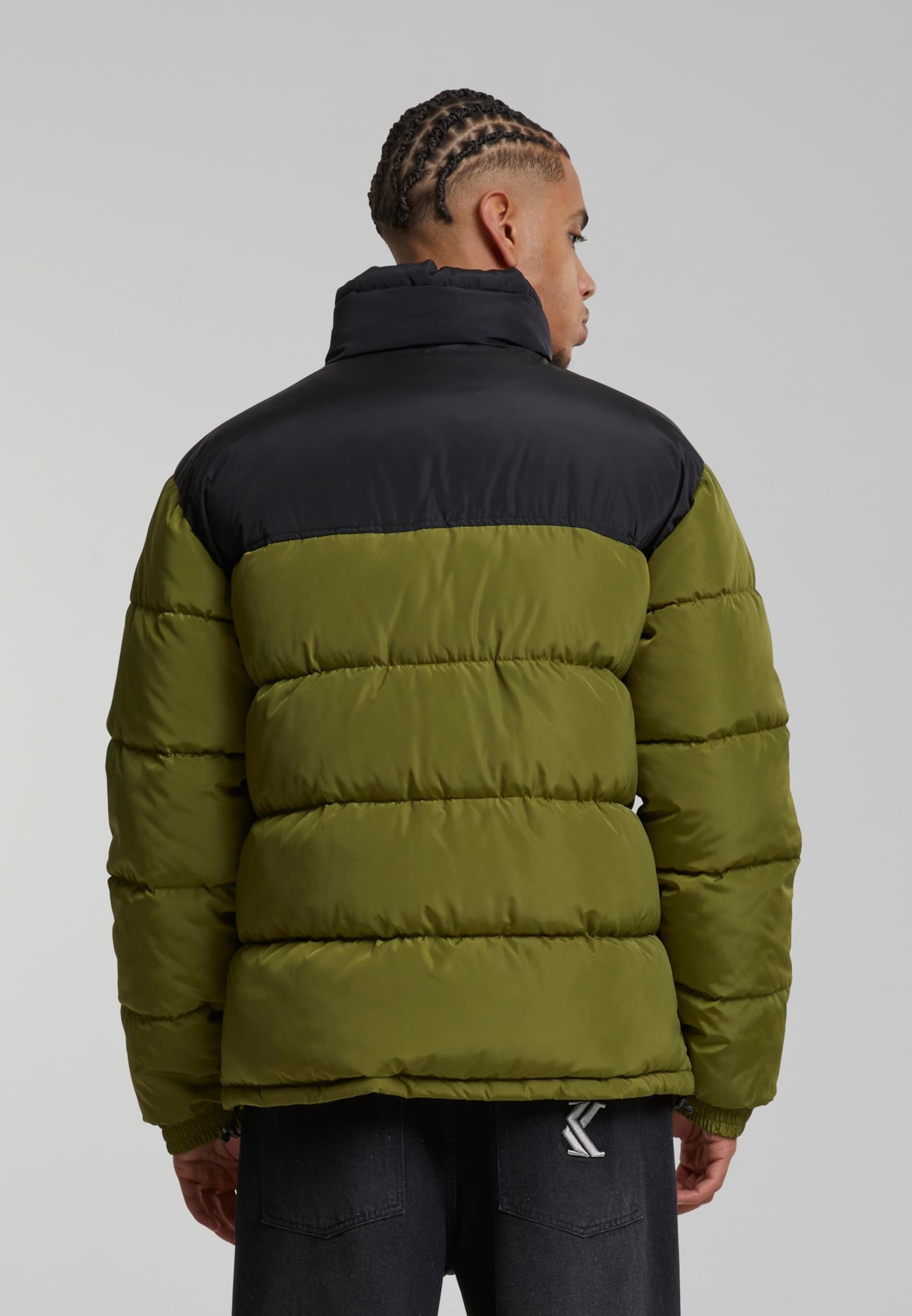 karl kani ミリタリージャケットLサイズ。カーキー色。 Karl Kani Retro Essential Puffer Jacket Olive | Queens