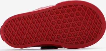 Sneaker 'Haribo' de la VANS pe roșu