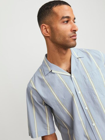 JACK & JONES - Ajuste confortable Camisa 'CAIN' en azul