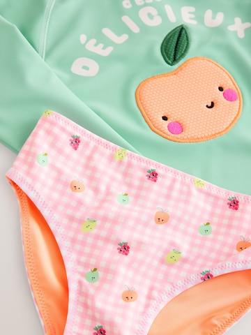 zaļš Next UV aizsardzība