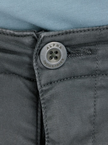 Regular Pantalon cargo 'Alpha Industries ' ALPHA INDUSTRIES en gris
