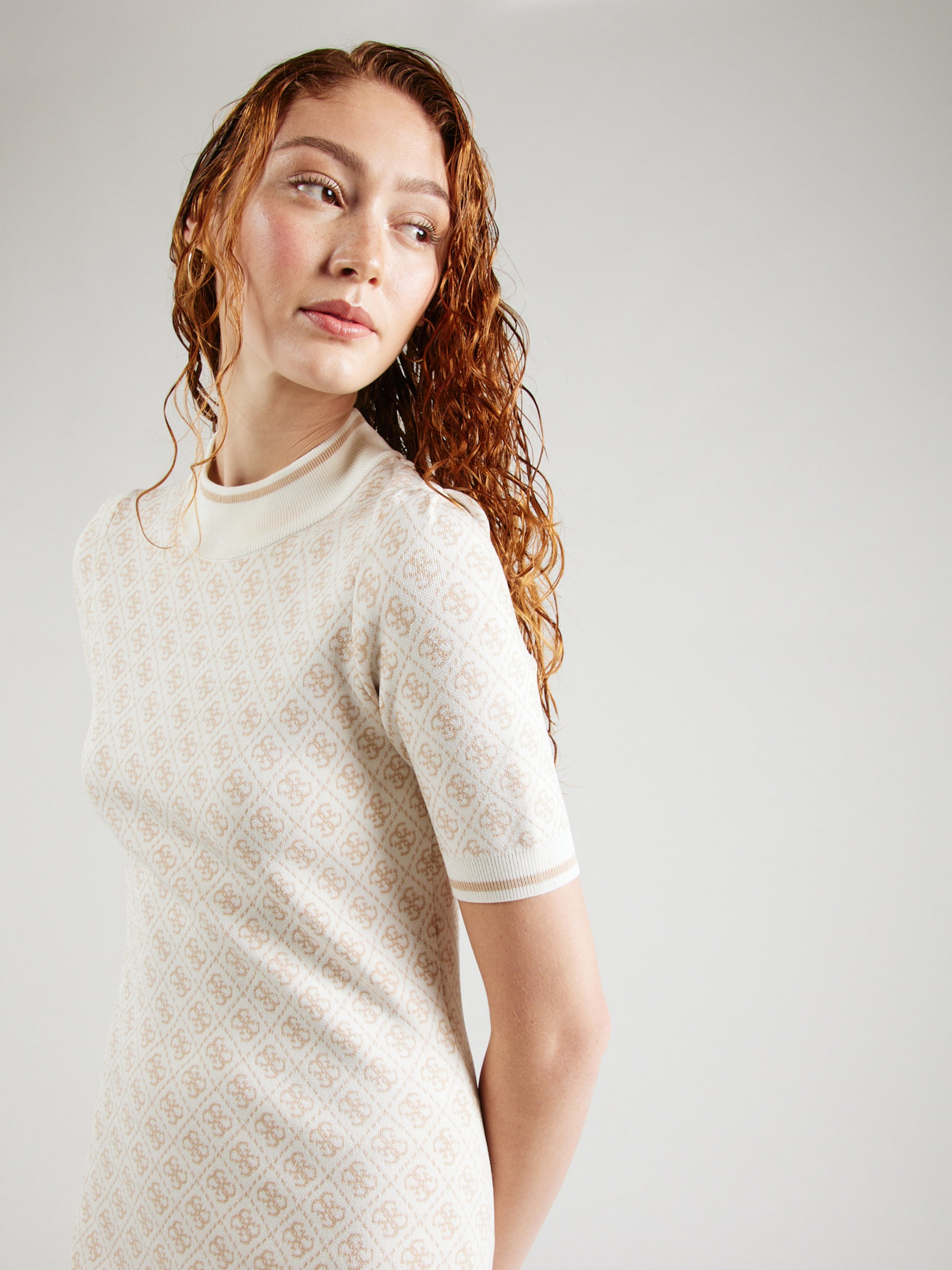 GUESS Gebreide jurk Lise in Beige Creme ABOUT YOU