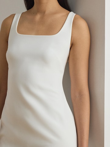 Rochie de seară de la Lauren Ralph Lauren pe alb