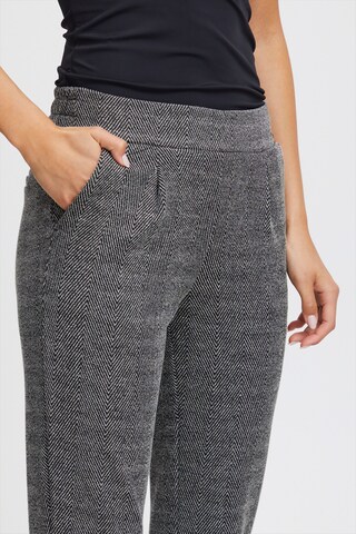 ICHI - Slimfit Calças 'Kate' em cinzento