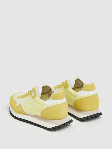 Pepe Jeans Sneakers 'BRIT' in Yellow