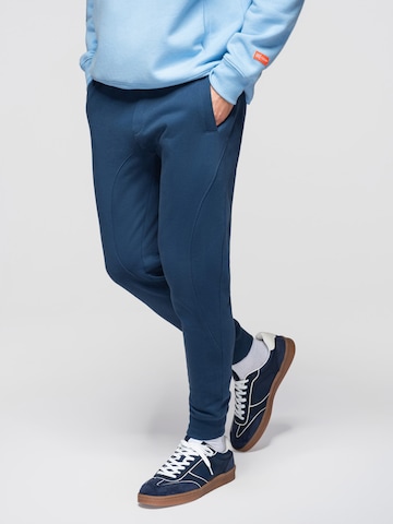 Effilé Pantalon de sport Ombre en bleu