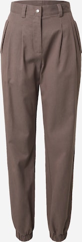 Guido Maria Kretschmer Women - Tapered Pantalón plisado 'Nicola' en gris: frente