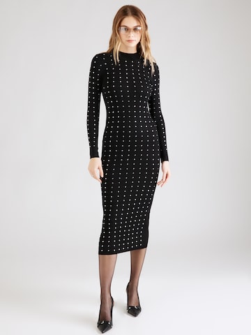 Rochie de la River Island pe negru: față