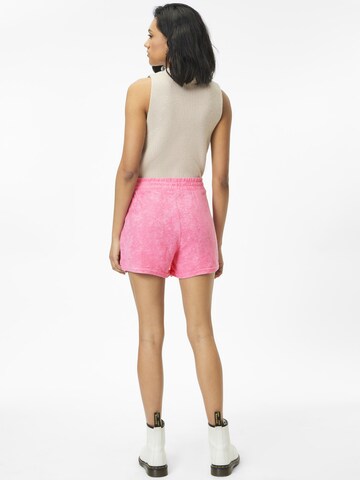 HOLLISTER Regular Pants in Pink