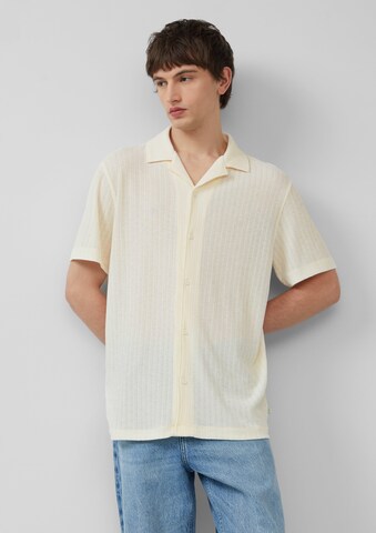 Coupe regular Chemise QS en beige : devant