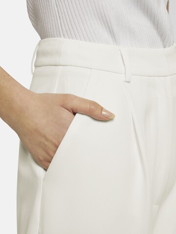 Nicowa Slimfit Broek in Wit