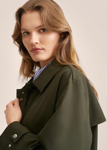 MANGO Tenký kabát – zelená