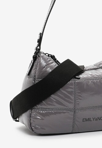 Emily & Noah Shoulder Bag 'Nena' in Grey